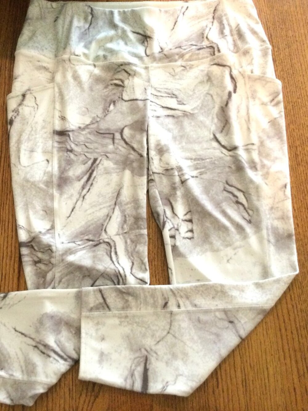 Chicos Zenergy Marble Patterned Leggings Size 2 L 12 Side Pockets